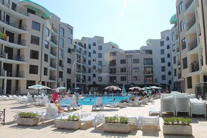Avalon Appartament Da Lary Slăntjev Brjag Exteriör bild